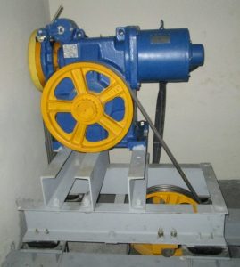 traction elevator